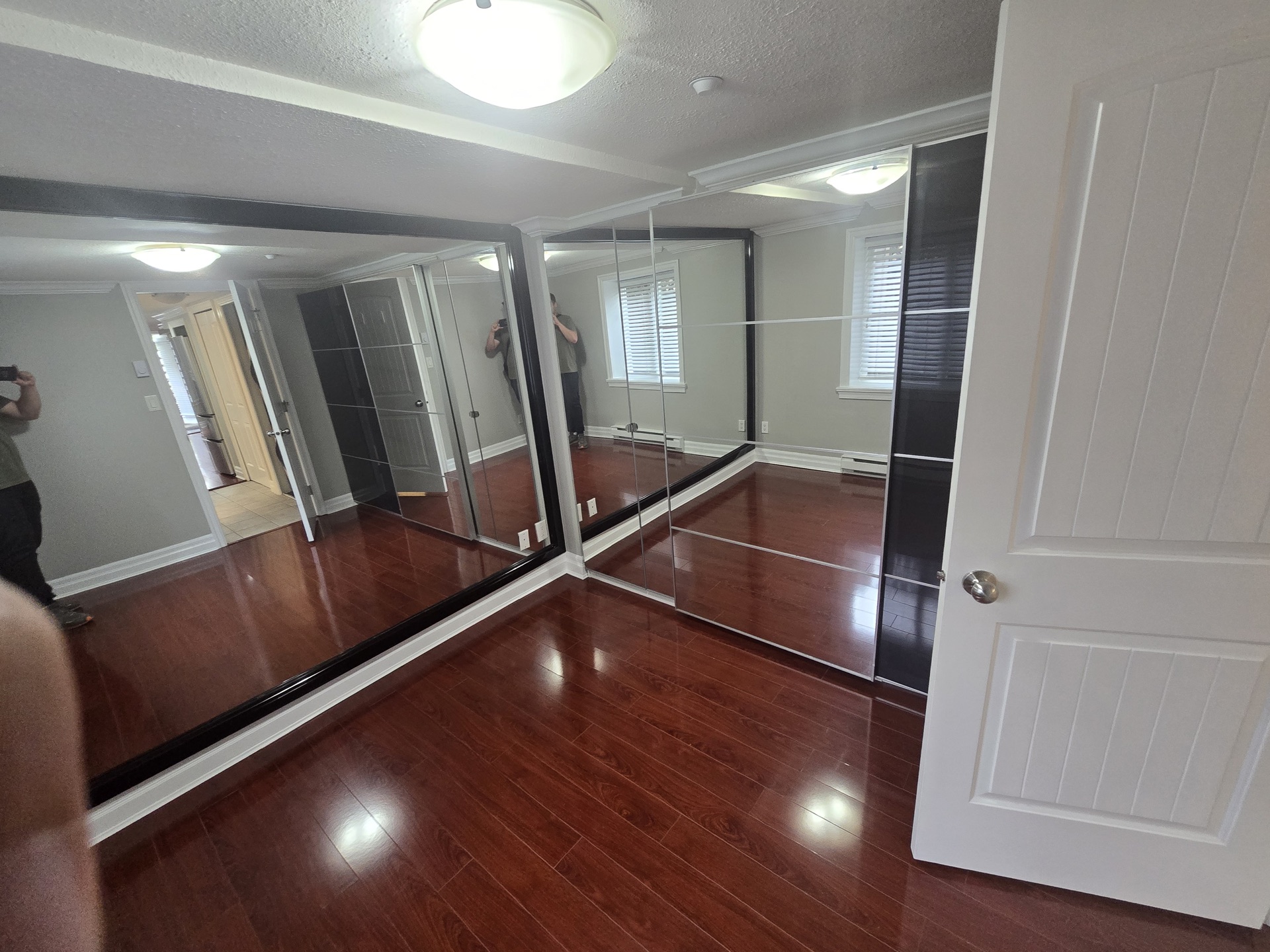 4585 Commercial Street — Fireplace Basement Suite, photo 8
