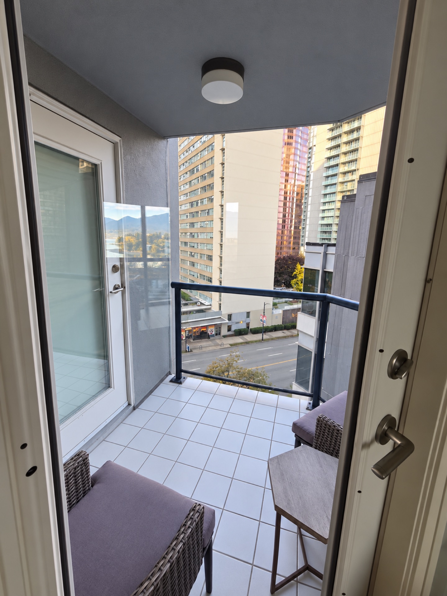 #501–1415 West Georgia Street — Furnished Two-Bedroom Residence, photo 10